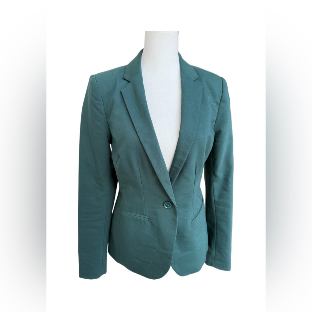 Torrie Jacket by ELLE.